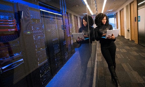 全球网络 CN2 GIA 高速网络 海外直连